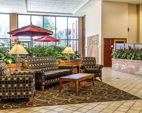 Quality Inn Exit 4 Hotel in Clarksville