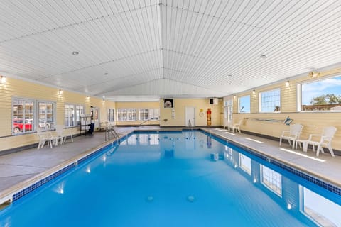 Quality Inn Lakefront Hotel in Saint Ignace