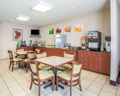 Quality Inn Merrillville Hotel in Merrillville