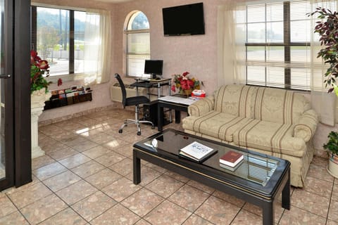 Americas Best Value Inn Meridian Hotel in Meridian