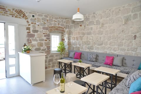 HOSTEL PUPA Hostel in Kotor