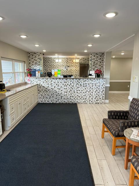 Days Inn by Wyndham Moosic Hotel in Scranton