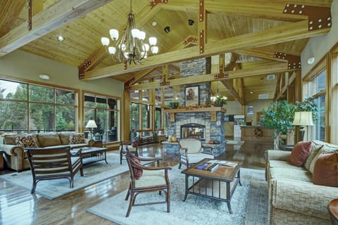 WorldMark Seventh Mountain Resort in Deschutes River Woods