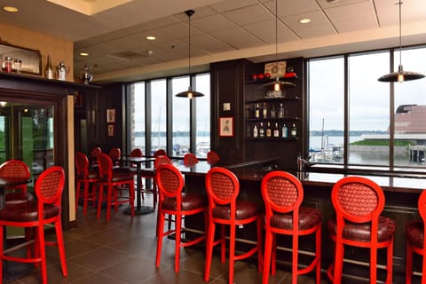 Shoreline Inn & Conference Center, an Ascend Collection Hotel Hotel in Muskegon