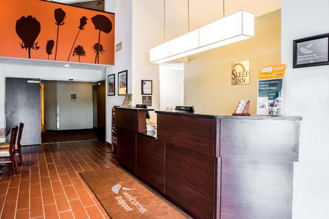 Quality Inn Bridgeport-Clarksburg Hotel in Bridgeport