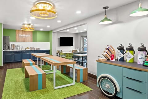 Spark by Hilton Oxford Hotel in Anniston