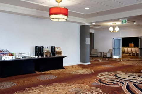 Sheraton Niagara Falls Hotel in Niagara Falls