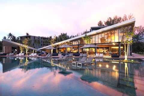 La Vela Khao Lak Resort in Khuekkhak