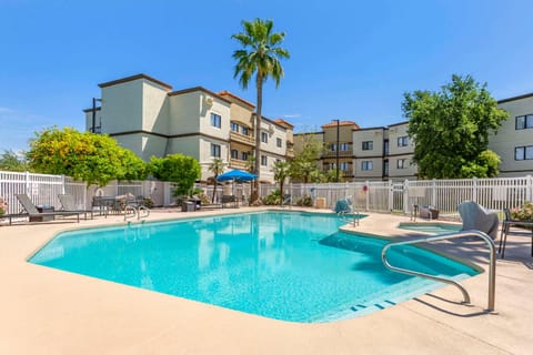 Windmill Suites Surprise - Phoenix, an Ascend Collection Hotel Hotel in Surprise