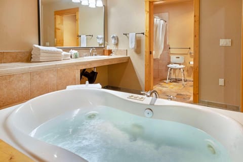 Best Western Ponderosa Lodge Hotel in Sisters