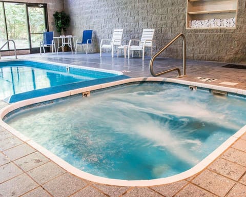 Comfort Inn Whitehall near Michigan's Adventure Hotel in Wisconsin