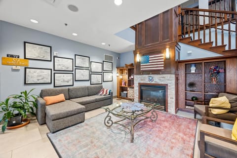 Independence Stay Hotel and Suites  Hotel in Door County