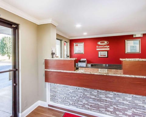 Econo Lodge Lanett Hotel in Alabama