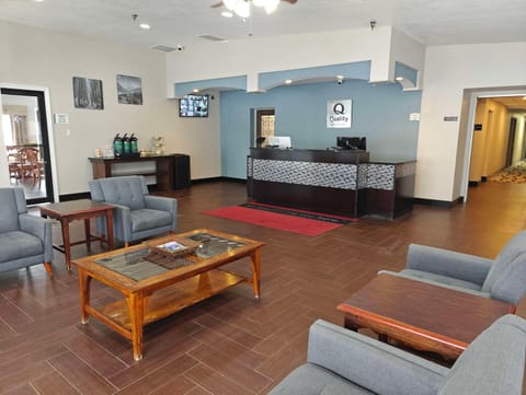 Quality Inn Gaylord Hotel in Gaylord