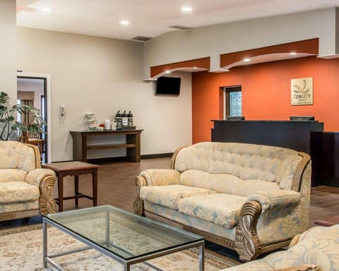 Quality Inn Gaylord Hotel in Gaylord