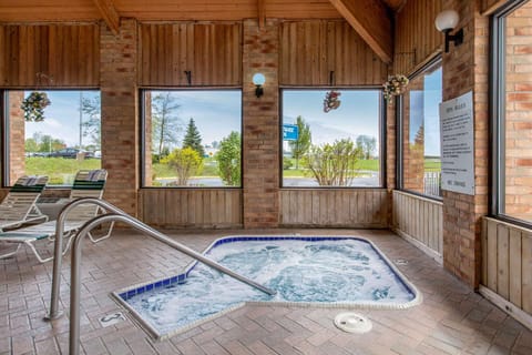 Rodeway Inn Coopersville Hotel in Coopersville