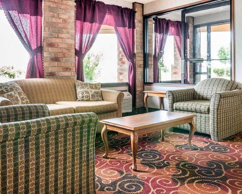 Rodeway Inn Coopersville Hotel in Coopersville