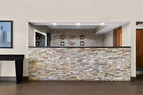 Comfort Inn & Suites Taylor - Detroit Hotel in Detroit