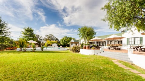 Lady Loch Country House Apartment hotel in Cape Town