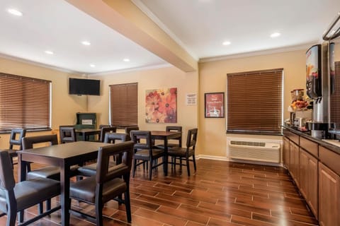 Econo Lodge Boaz Hotel in Alabama