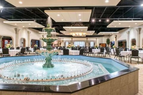 Baymont by Wyndham Festus Hotel in Ozark Mountains