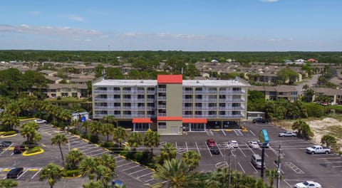 Baymont by Wyndham Panama City Beach Hotel in Panama City Beach