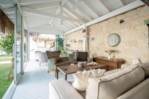 Sandal Alacati - Adult Only Hotel in Alaçatı