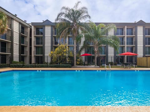 Ramada by Wyndham Metairie New Orleans Airport Hotel in Metairie