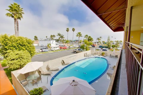 Ramada by Wyndham San Diego Airport Hotel in Point Loma