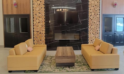 Ramada Plaza by Wyndham Gatineau/Manoir du Casino Hotel in Gatineau