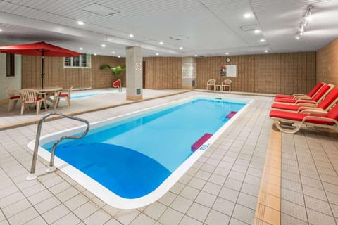 Ramada Plaza by Wyndham Gatineau/Manoir du Casino Hotel in Gatineau