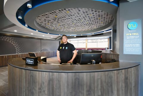 Tru by Hilton Troy Detroit Hotel in Troy