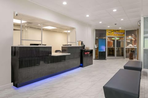 Clarion Hotel Conference Center Maggie Valley Hotel in Maggie Valley