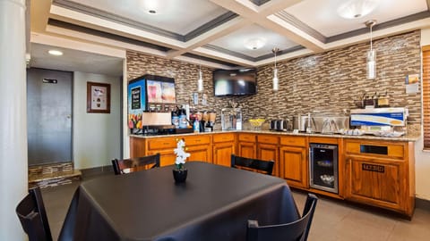 Best Western Montis Inn Hotel in Saint Robert