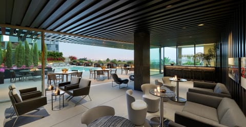 Bar/lounge