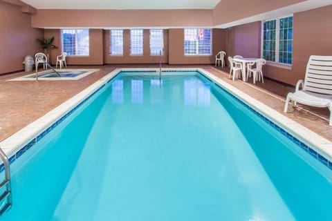 Ramada by Wyndham Sparta/At Speedway Hotel in Indiana