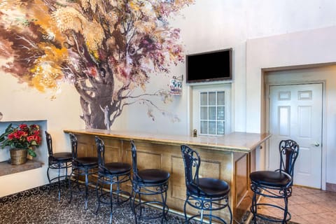 Ramada by Wyndham Sparta/At Speedway Hotel in Indiana