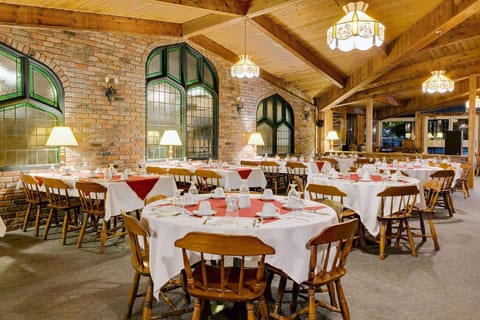 Ramada by Wyndham 1000 Islands/Gananoque Hotel in Gananoque