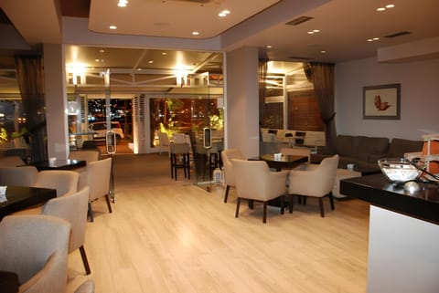 Hotel Mano Hotel in Sarandë