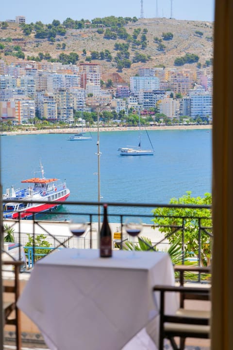 Hotel Mano Hotel in Sarandë