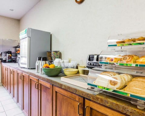 Quality Inn & Suites Montrose - Black Canyon Area Hotel in Montrose