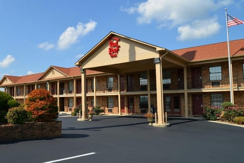 Red Roof Inn Cookeville - Tennessee Tech Hotel in Cookeville