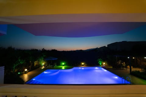 Golden Rose Suites Hotel in Crete