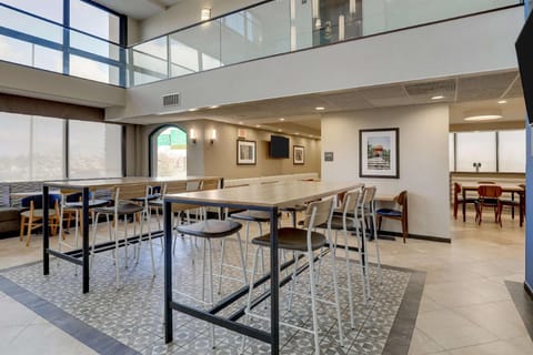 Drury Inn & Suites St. Louis St. Peters Hotel in St. Peters