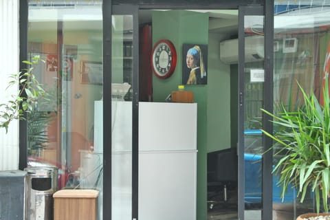 Red Green   Hotel in Izmir