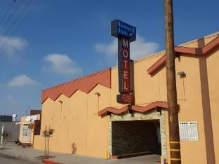 Travel Inn Motel Hotel in Buena Park
