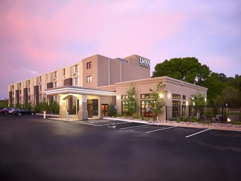 LivINN Hotel St Paul East / Maplewood Hotel in Oakdale