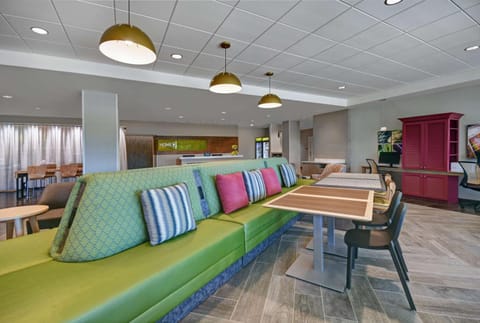 Home2 Suites by Hilton Atlanta Airport North Hotel in College Park