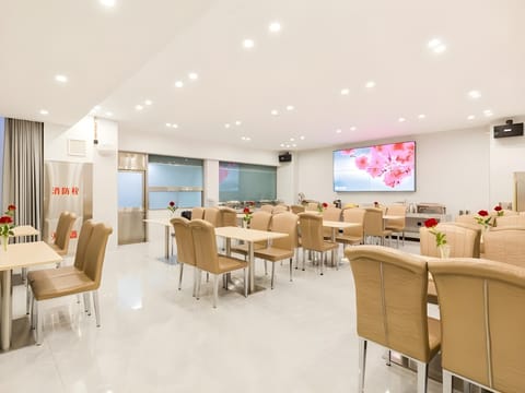 GreenTree Eastern Hotel Tianjin Dongli Development Zone Xinli Metro Station Hotel in Tianjin