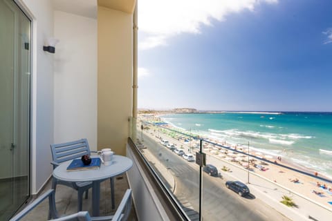 Meltemi Coast Suites Apartment hotel in Rethymno